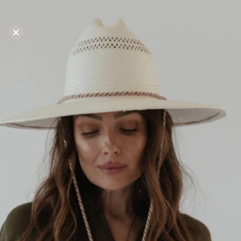 GIGI PIP Opal Lifeguard Hat,  Size S / XS (55cm). With original Box!